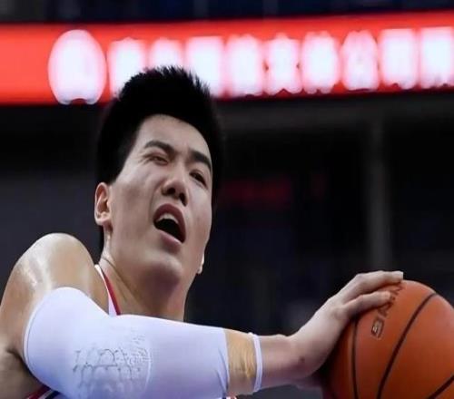 單場12板8板3帽！2.10米失意國手內(nèi)線大爆發(fā)之前杜鋒未用好他