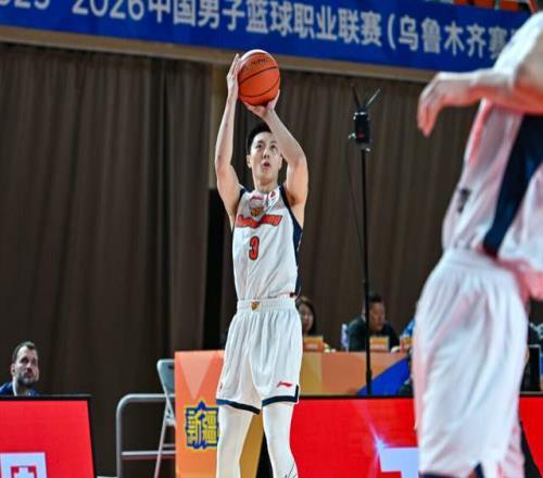 廣東大勝不足為喜！王牌后衛(wèi)22分鐘僅拿2分，杜鋒看不到爭冠希望