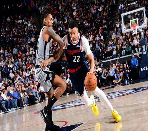 絕對(duì)值得更多的球權(quán)，快船側(cè)翼新星的能力可能還是被低估了