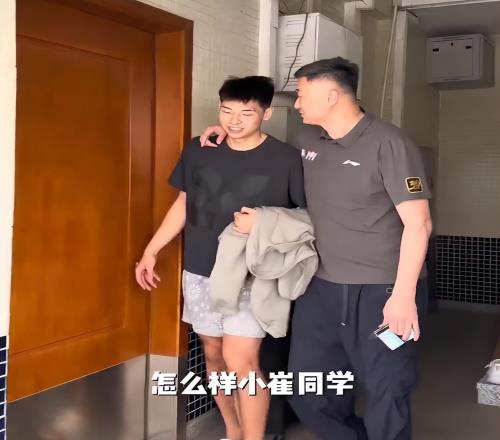 崔永熙9分胡明軒0分,徐杰2分,多達(dá)23次罰球助力廣東領(lǐng)先新疆13分