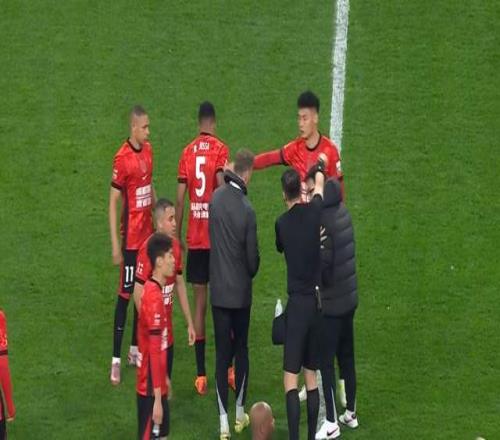 半岛体育- 半岛体育官方网站- APP下载CCTV5+直播成都捍卫榜首王子铭更适