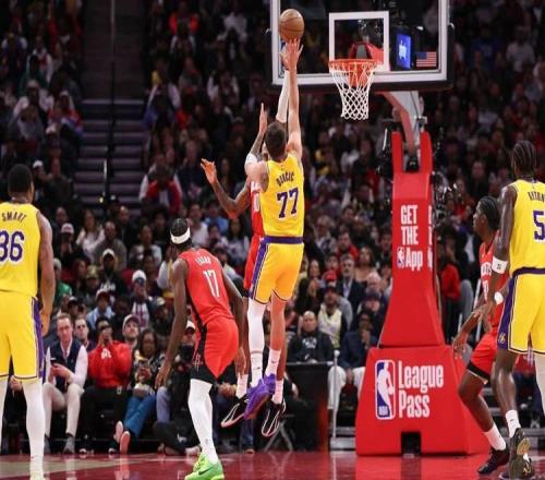末節(jié)12分7失誤輸湖人，助攻三分倒數(shù)第四，火箭輸球怪不了杜蘭特