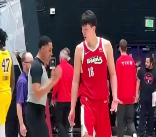 單場6失誤！楊瀚森表現(xiàn)低迷，真的需要更努力了！