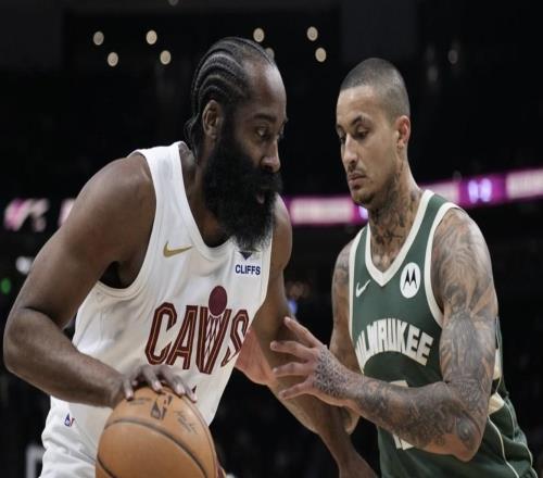 哈登：當(dāng)我開(kāi)始沖內(nèi)線(xiàn)時(shí)，好事就會(huì)發(fā)生在我們球隊(duì)身上