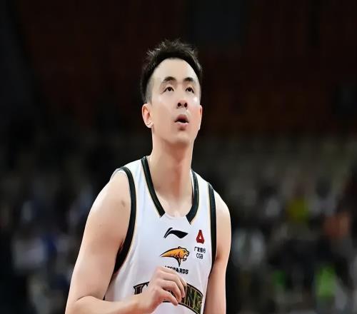 遼寧9786廣州3喜1憂！后場(chǎng)搭建完畢，付豪高效，李曉旭仍關(guān)鍵