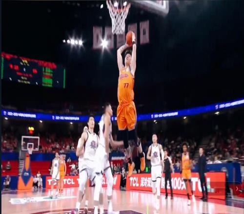 又1場(chǎng)慘??！山東男籃咋回事CBA領(lǐng)頭羊肆無(wú)忌憚，2人成唯一安慰