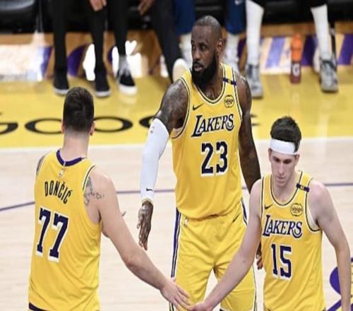 Shams：詹姆斯逐漸轉(zhuǎn)變場(chǎng)上角色，湖人三人組開(kāi)始建立化學(xué)反應(yīng)