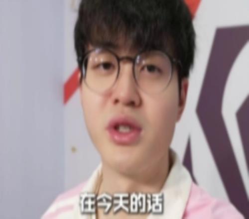 Xun賽后短訪：今天贏得比較輕松，晉級(jí)半決賽特別開心