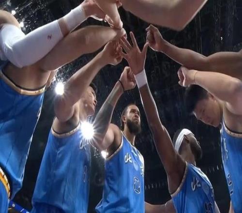 北京vs福建前瞻：麦基周琦双塔优势明