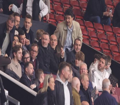 卡里克、拉門斯現(xiàn)場觀賽，曼聯(lián)U18晉級英格蘭青年足總杯半決賽