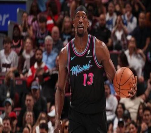 官宣：阿德巴約因右小腿緊張將缺席今日戰黃蜂