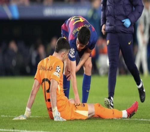 世體：巴薩更衣室內(nèi)部消息稱霍安加西亞的傷大概率問題不大