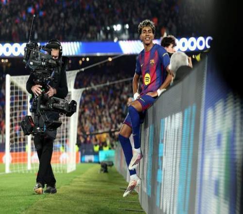 亞馬爾獨造2球，萊萬超越梅西！72血洗紐卡，巴薩晉級歐冠8強