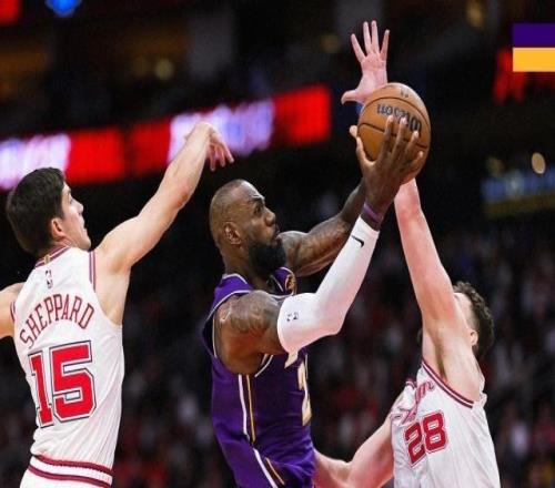 湖人3天內(nèi)再斬火箭！東契奇40+10+9，詹姆斯14中13