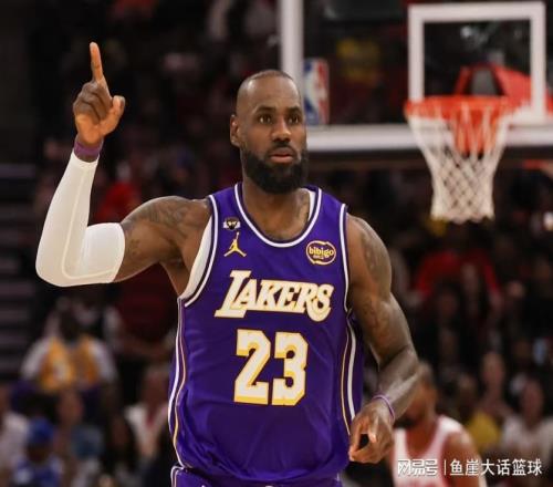 湖人124116火箭！東契奇看清現(xiàn)實(shí)，詹姆斯兩大變化也成重中之重