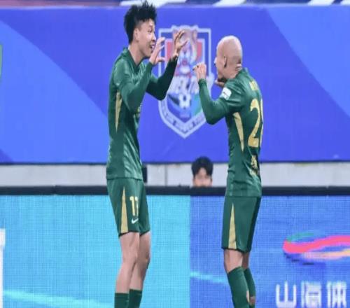 19歲國足新星拒答記者問！一句“就一個問題”引爆態(tài)度爭議