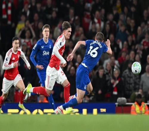 英超6隊出征僅剩2支，西甲三強圍剿，誰才是真正的第一聯(lián)賽