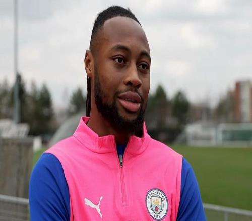 塞門約：我是混合型前鋒在曼城學(xué)到的東西比以前多得多