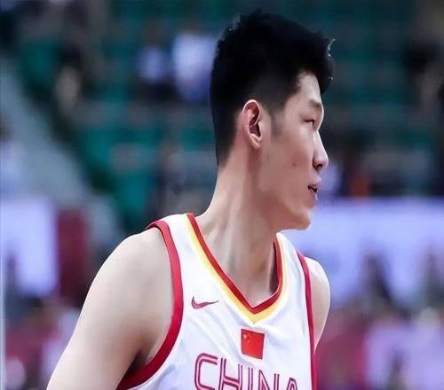 CBA排名大變！廣東慘遭1分逆轉(zhuǎn)，天津狂輸24分，廣廈3連勝排榜首