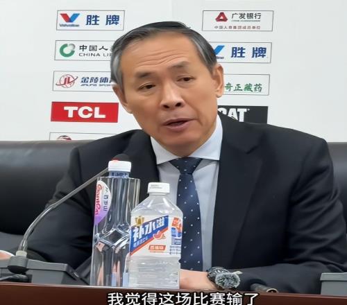 破案了！北京首鋼男籃輸給福建原因找到，賽后許利民教練一針見血
