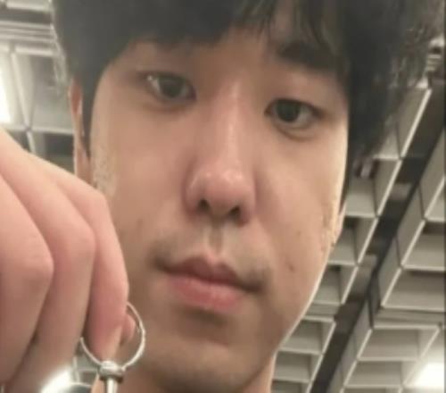 LYON下路選手Berserker更新社媒：再見啦巴西