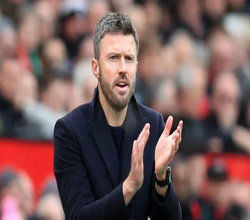 爭議判罰毀掉曼聯(lián)三分：卡里克怒斥裁判雙標(biāo)，B費再創(chuàng)紀(jì)錄卻失望