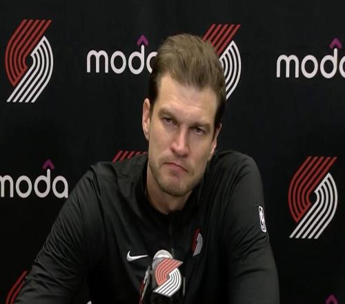 斯普利特：球隊展現(xiàn)了十足的韌性，格蘭特最后時刻真是太棒了