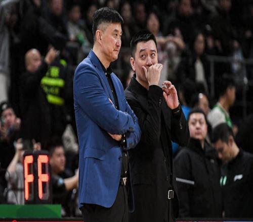 惹怒廣東球迷！杜鋒有三宗罪，徐杰成犧牲品，焦泊喬后悔轉(zhuǎn)會(huì)