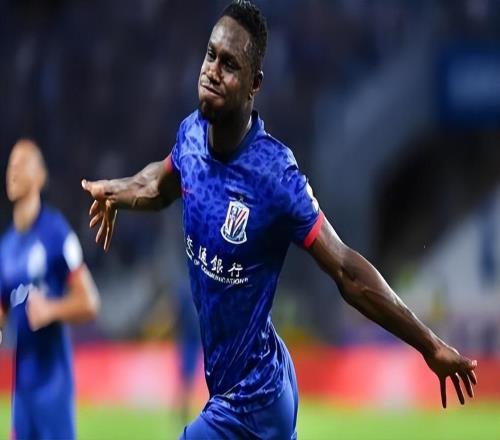 李國旭膽子真大！本輪直接讓毛偉杰踢左后衛(wèi)，沒想到他卻迎來爆發(fā)