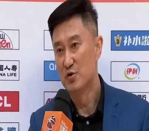 廣東被江蘇隊絕殺郭士強(qiáng)無地自容，徐昕回歸之日就是杜鋒下課之時