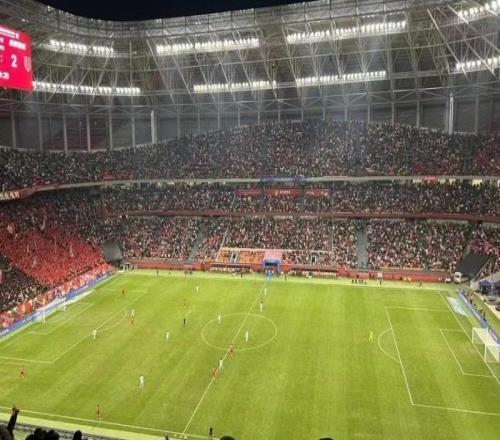 補(bǔ)時(shí)追平中超“川渝德比”33握手言和