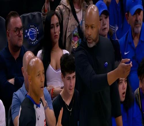 封神！又創(chuàng)造歷史，連續(xù)9場30+全勝歷史首人，東契奇真猛啊