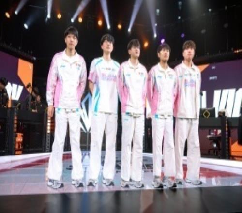 丹給我出來(lái)！超話熱議BLG首局不敵G2：這安妮選的什么意思可惜Bin哥的發(fā)揮了