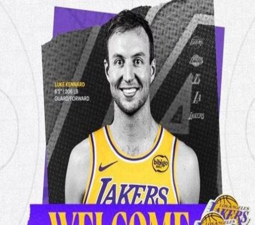 肯納德三分絕殺魔術(shù)湖人9連勝湖人這筆引援真的賺到了！