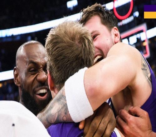 肯納德絕殺登全美第2熱搜：詹皇高呼出手就穩(wěn)進(jìn)小里大贊頂級(jí)投手