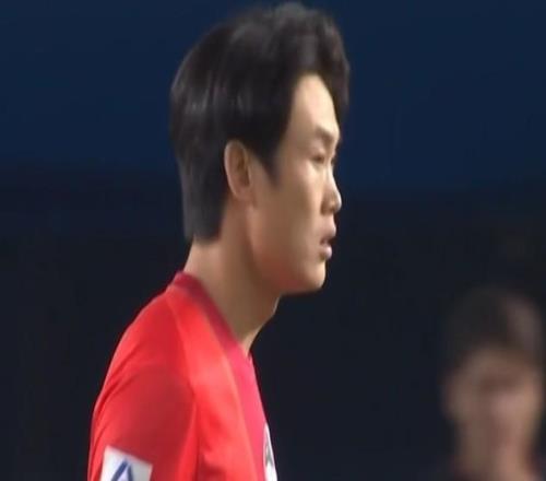 里程碑，河南隊后衛(wèi)徐浩峰完成個人俱樂部賽事第100次出場