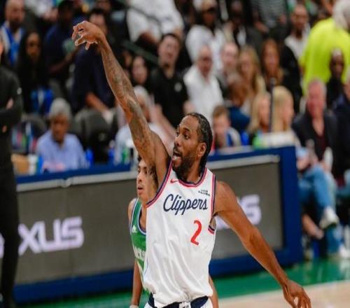 小卡34分創(chuàng)生涯紀(jì)錄，加蘭41+11大洛NBA第1人，快船力克獨(dú)行俠