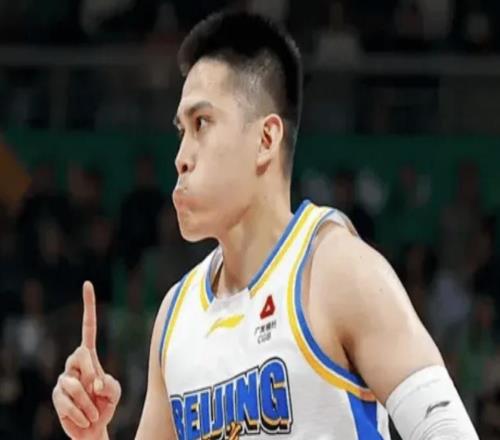 勝遼寧發(fā)布會！許利民認可下半場調(diào)整，力挺杰曼暫未打算調(diào)整小外