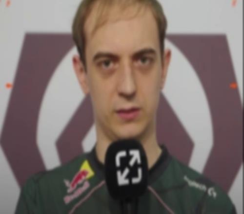 賽事官方分享Caps選擇心中最強(qiáng)中單：ChovyKnightFaker