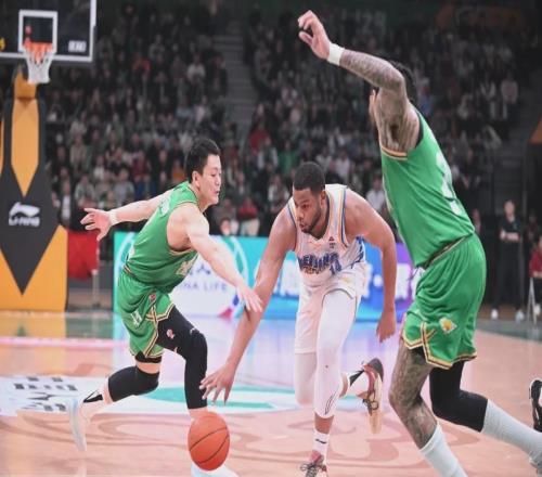 時(shí)隔八年，沈陽(yáng)再成中超主場(chǎng)！遼寧鐵人贏了！