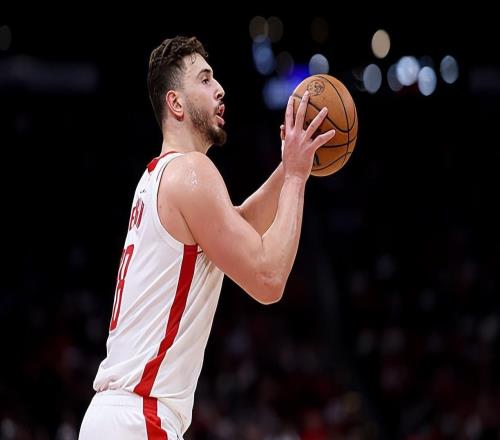 減少球權(quán)后，火箭內(nèi)線支柱的表現(xiàn)也是有了顯著的提升