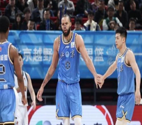 記者：首鋼想找高水平外援但不想拿錢(qián)砸冠軍，不利于聯(lián)賽發(fā)展