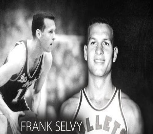 湖人名宿唯一NCAA單場100分！硬剛過張伯倫，他卻因一鐵抱憾終生