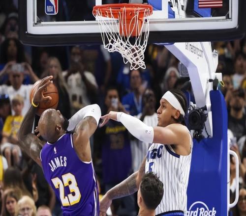 名嘴破防！裁判報告出爐：湖人3次獲利、東契奇T取消！