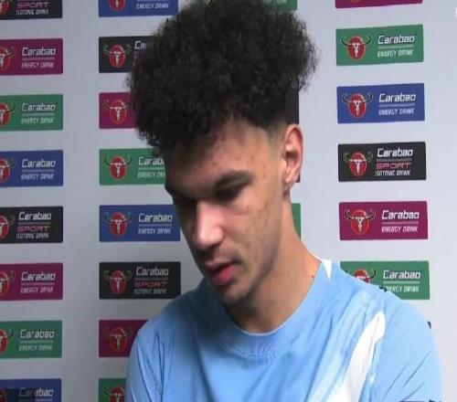 奧賴?yán)禾乩５率且幻敿?jí)門將聯(lián)賽爭(zhēng)冠懸念還很大