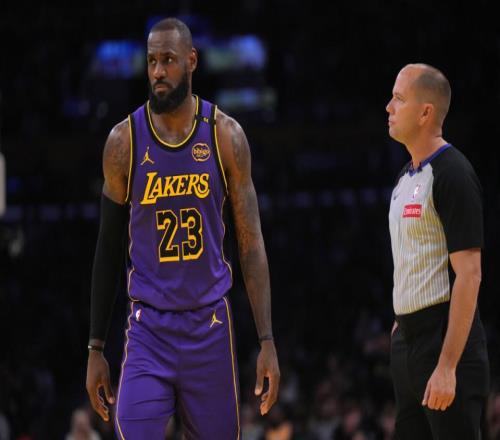 湖人消息：裁判報告公布，東契奇技犯取消，戰(zhàn)活塞出場更新