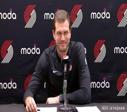 賽季即將結(jié)束，看看現(xiàn)在的開拓者，斯普利特還有可能下課嗎