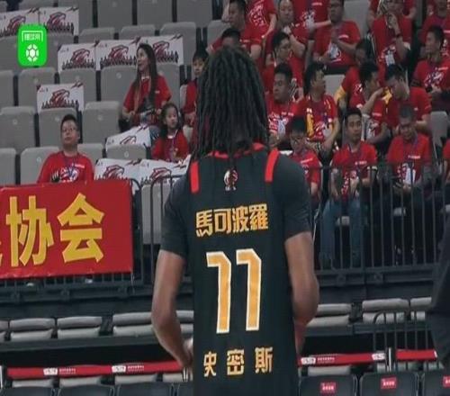 深圳11486大勝天津喜迎4連勝，史密斯23+5+5，王浩然20分