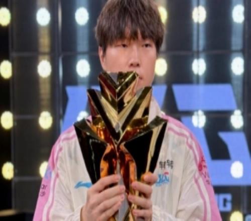 四條動態(tài)做到做到！Bin先鋒賽發(fā)言合集：外戰(zhàn)看BLG！