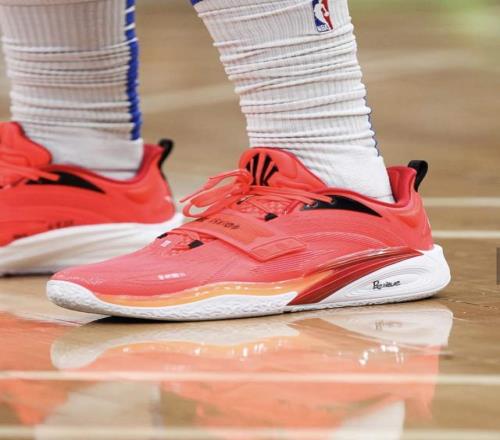 NBA的“帶貨”神話：這些品牌，都是被籃球捧紅的